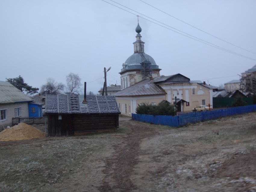 Юрьевец. Церковь Рождества Христова. общий вид в ландшафте