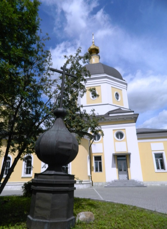 Церковь Рождества Христова в Черкизове, Молжаниновский (Северный административный округ (САО), г. Москва). дополнительная информация, Главка, находящаяся на храме в 1990-2000 гг.