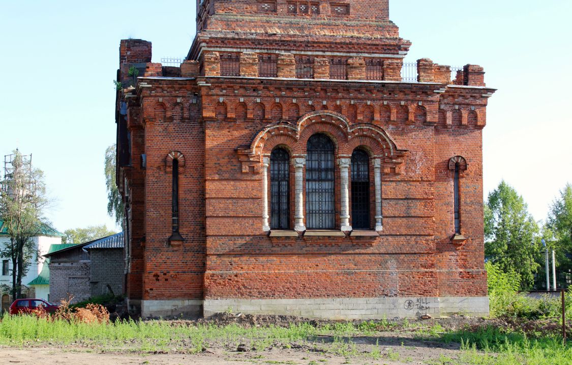 Юрьев-Польский. Петропавловский монастырь. Колокольня. архитектурные детали