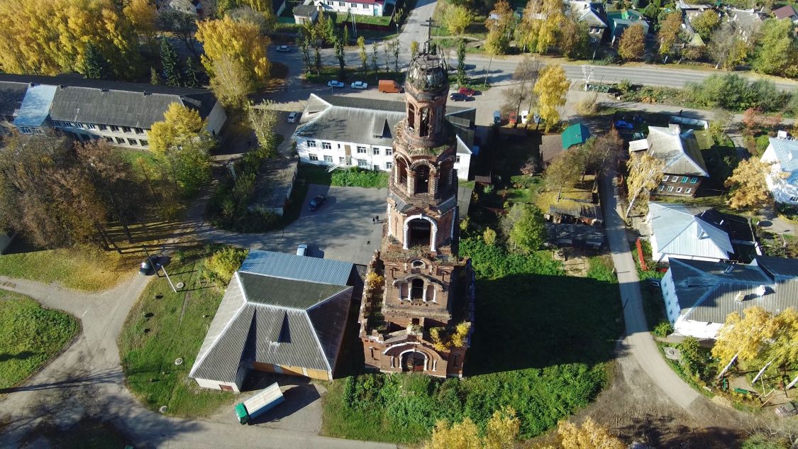 Юрьев-Польский. Петропавловский монастырь. Колокольня. общий вид в ландшафте