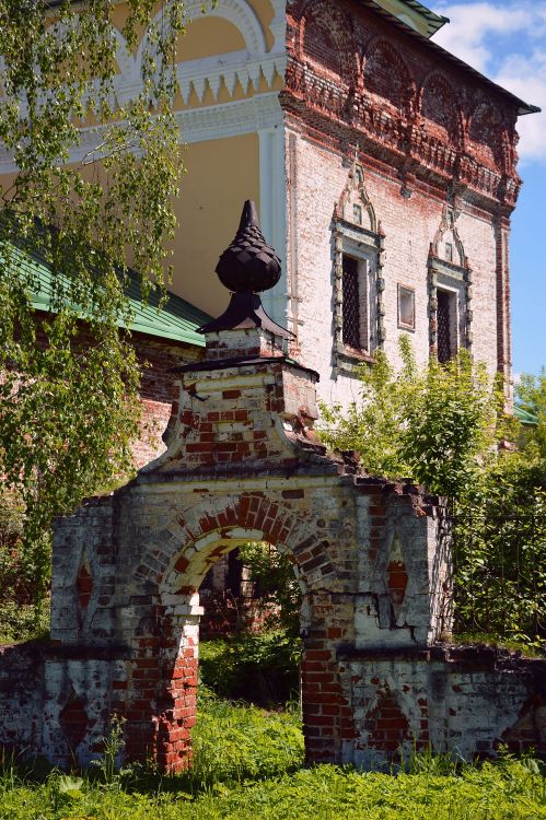 Горицы. Храмовый комплекс. Церкви Рождества Пресвятой Богородицы и Вознесения Господня. архитектурные детали