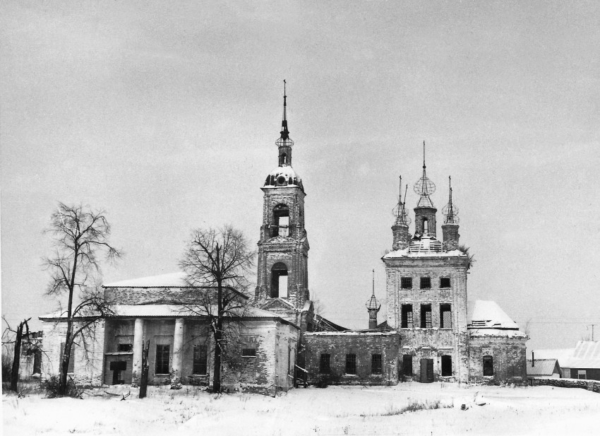 Введеньё. Храмовый комплекс. Церкви Вознесения Господня и Иоанна Богослова. документальные фотографии, Фото В.В. Лелецкого