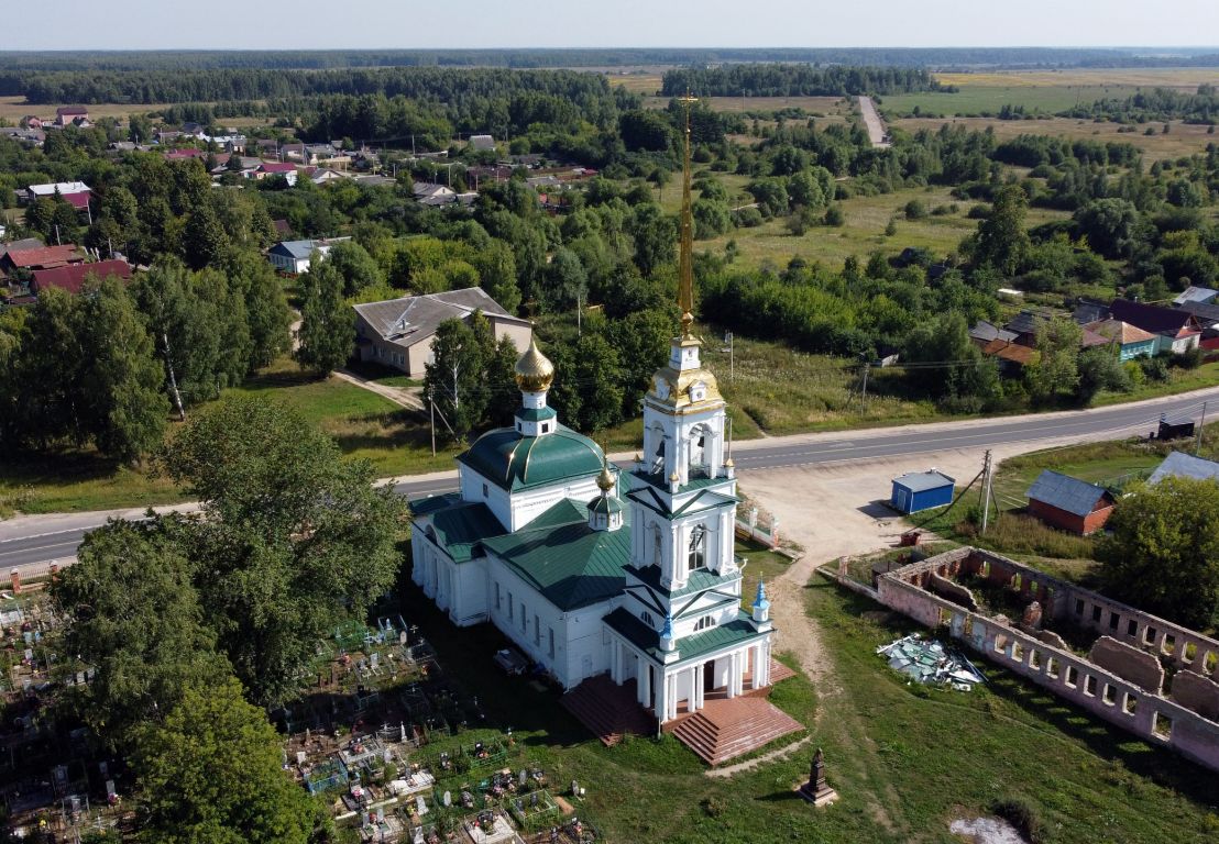 Кибергино. Церковь Усекновения главы Иоанна Предтечи. общий вид в ландшафте