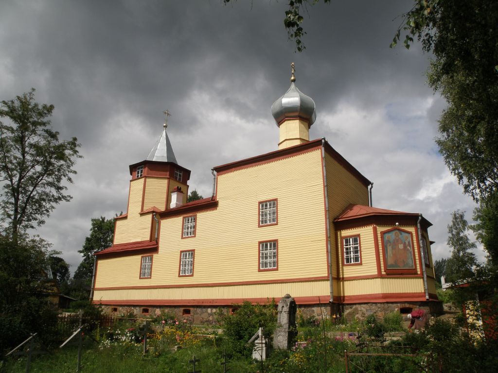 Церковь Николая Чудотворца (деревянная, старая), Заянье (Плюсский район, Псковская область). фасады