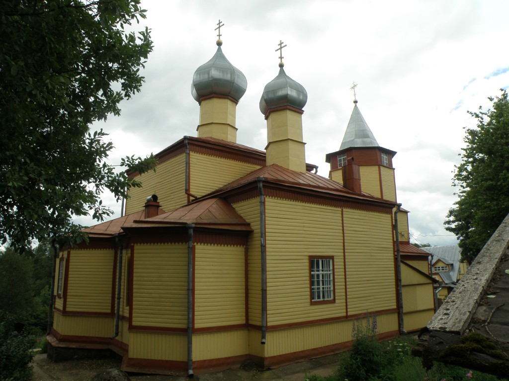 Церковь Николая Чудотворца (деревянная, старая), Заянье (Плюсский район, Псковская область). фасады