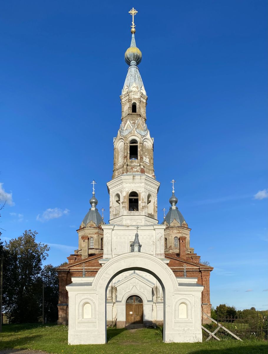 Старополье. Церковь Рождества Христова. фасады, Вид с юго-запада