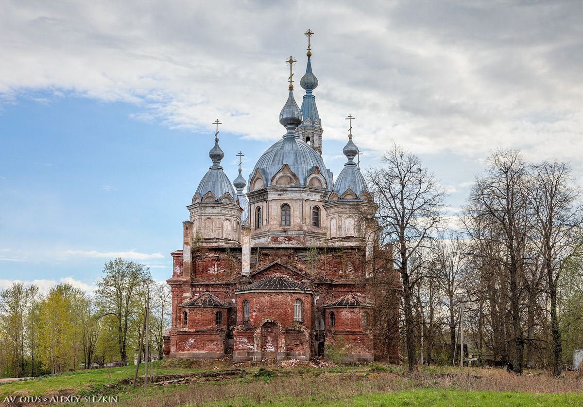 Старополье. Церковь Рождества Христова. фасады