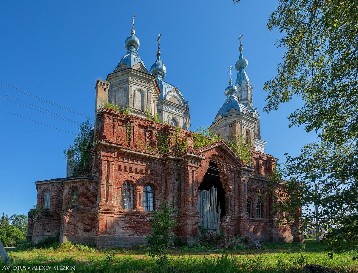 Старополье. Церковь Рождества Христова. фасады