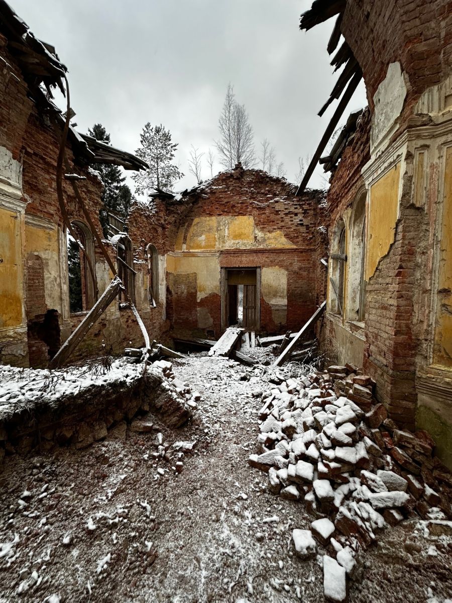 Церковь Воздвижения Креста Господня, Часовенская (Волховский район, Ленинградская область). интерьер и убранство