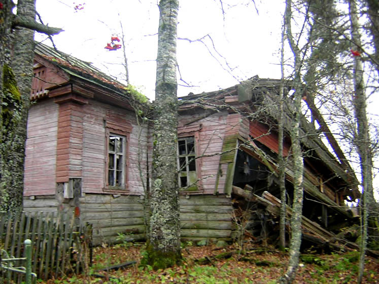 Церковь Димитрия Солунского, Руссконицы (Рускодинский Николаевский погост) (Лодейнопольский район, Ленинградская область). фасады