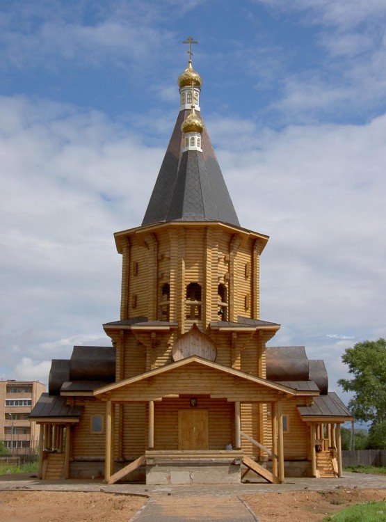 Лотошино. Церковь Серафима Саровского. фасады
