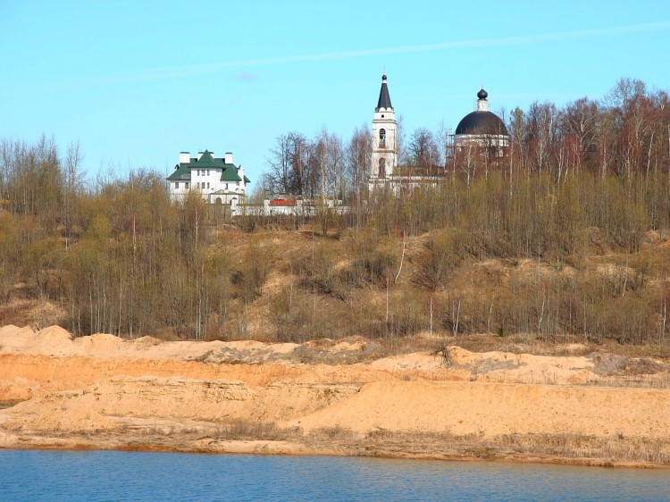 Мансурово. Церковь Николая Чудотворца. общий вид в ландшафте, вид от карьера (с юга)