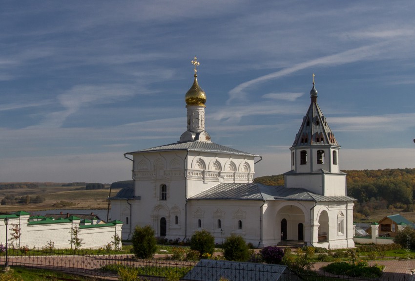 Успенский Косьмин мужской монастырь. Церковь Успения Пресвятой Богородицы, Небылое (Юрьев-Польский район, Владимирская область). фасады