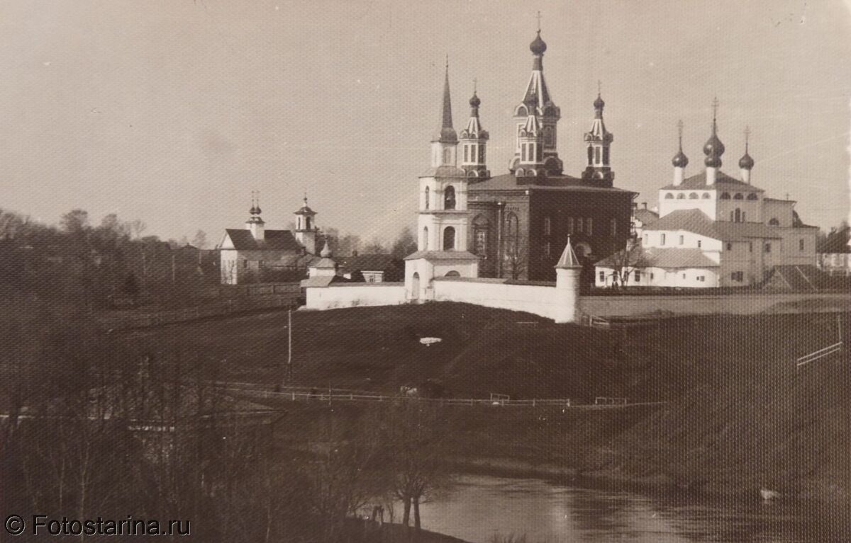 Дмитровский монастырь, Кашин (Кашинский городской округ, Тверская область). архивная фотография, 1909-1912 гг.