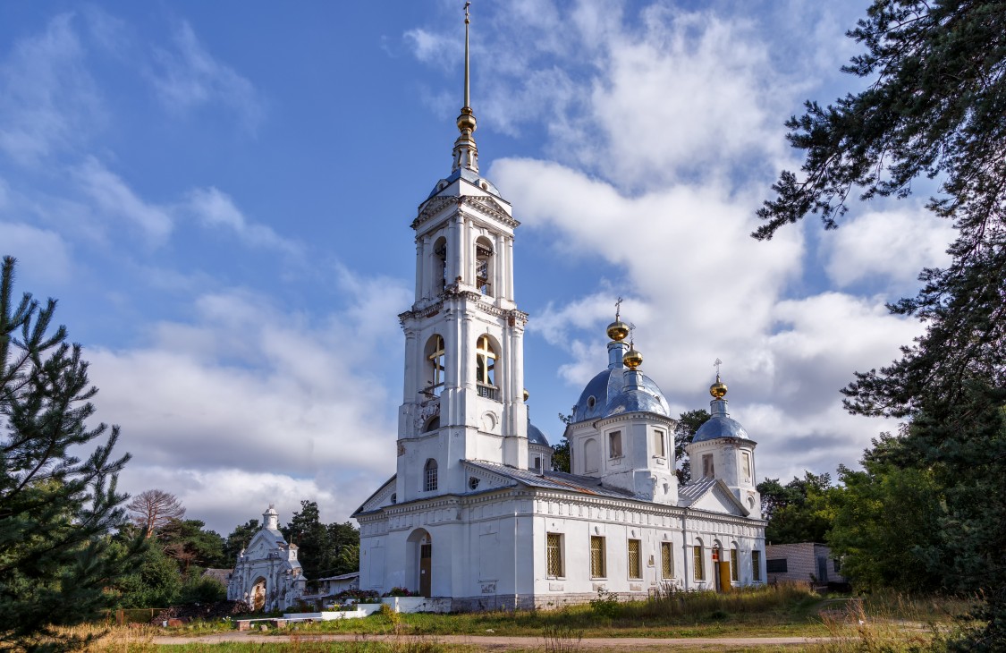 Охотино. Церковь Вознесения Господня. фасады