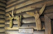 Церковь Михаила Архангела, 2-й этаж. Деревянные скульптуры ангелов<br>, Слободской, Слободской район, Кировская область