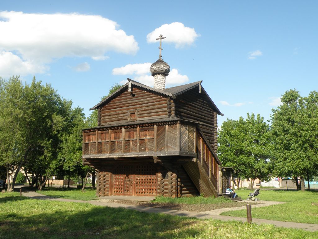 Слободской. Церковь Михаила Архангела. фасады