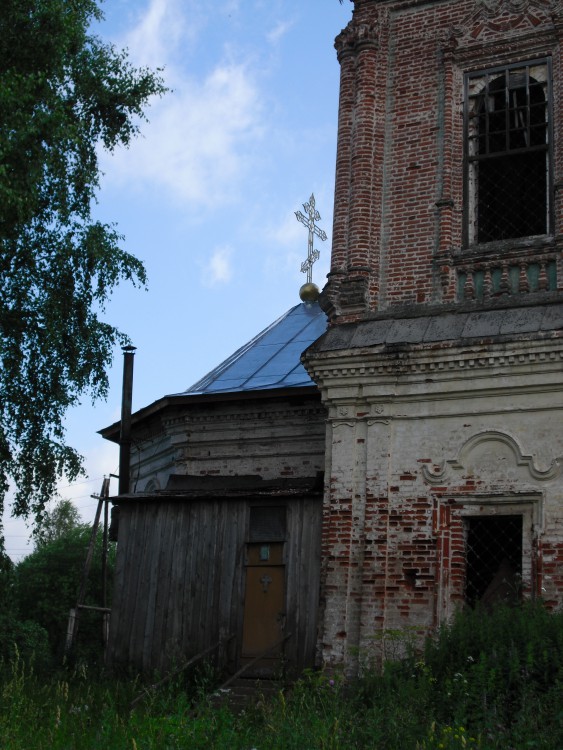 Церковь Илии Пророка, Ильинское (Слободской район, Кировская область). архитектурные детали