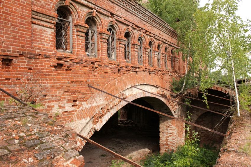 Церковь Илии Пророка, Ильинское (Слободской район, Кировская область). архитектурные детали