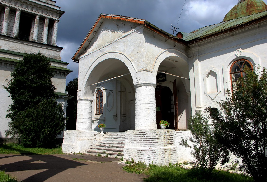Церковь Благовещения Пресвятой Богородицы, Слободской (Слободской район, Кировская область). архитектурные детали
