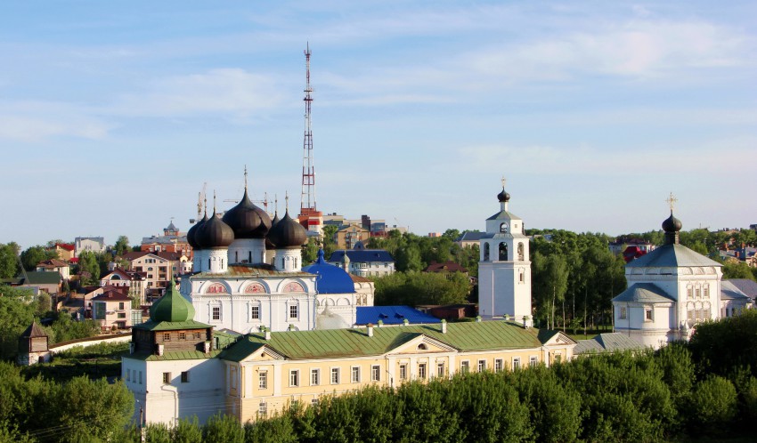 Успенский Трифонов монастырь, Вятка (Киров) (Вятка (Киров), город, Кировская область). общий вид в ландшафте, Панорама 