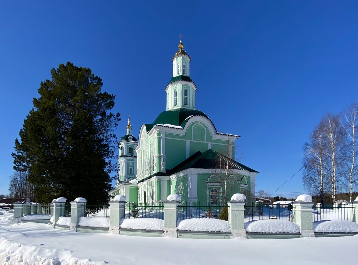 Волково. Церковь Троицы Живоначальной. фасады, Вид с юго-востока