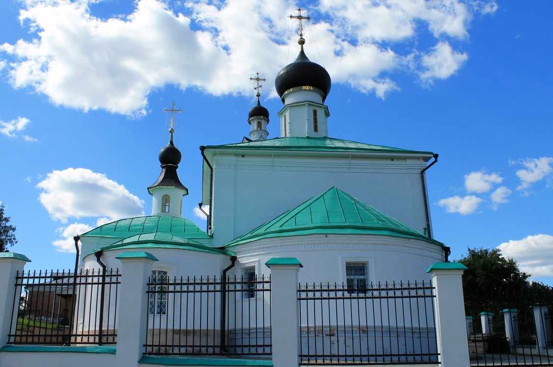 Волоколамск. Церковь Покрова Пресвятой Богородицы. фасады