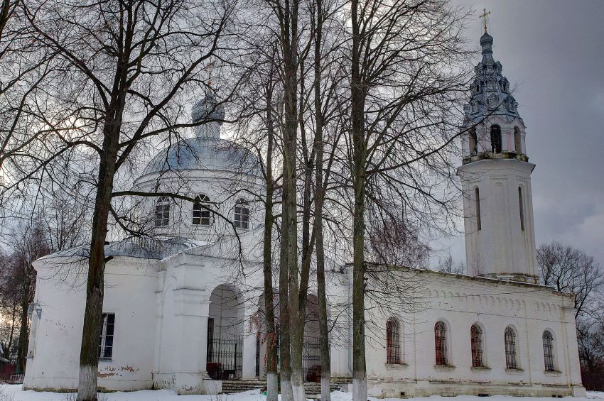 Захарово. Церковь Троицы Живоначальной. фасады