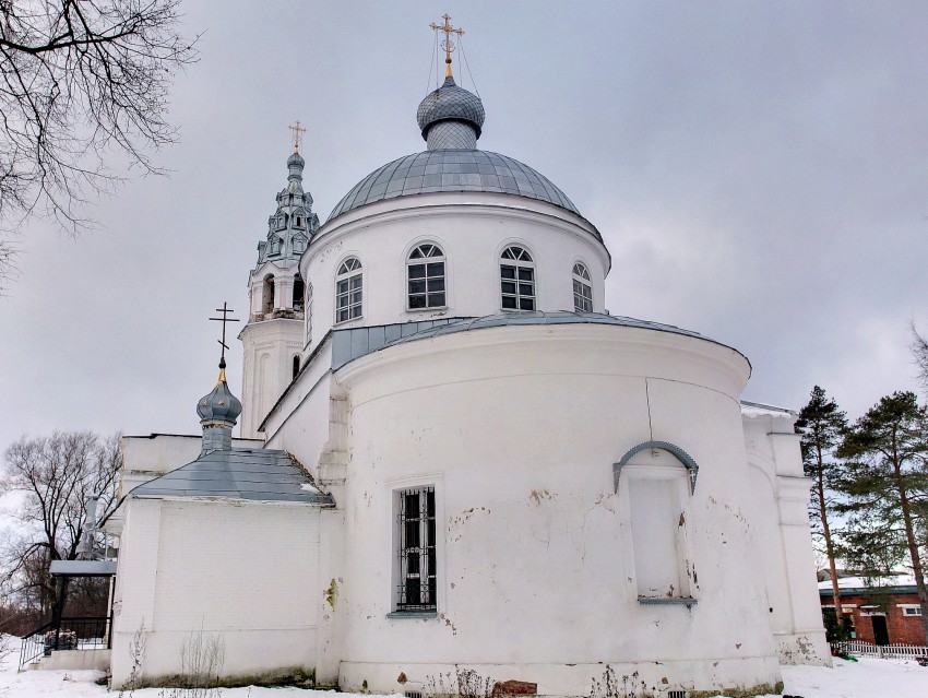 Захарово. Церковь Троицы Живоначальной. фасады