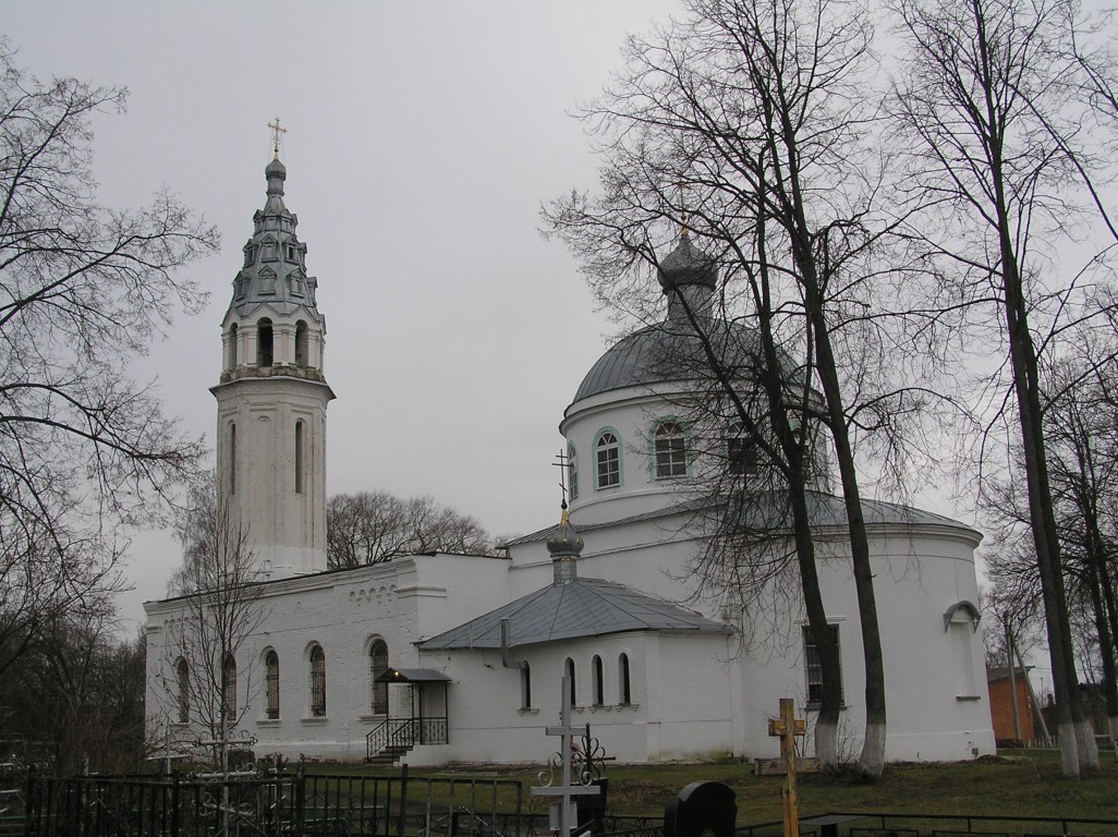 Церковь Троицы Живоначальной, Захарово (Клинский городской округ, Московская область). фасады