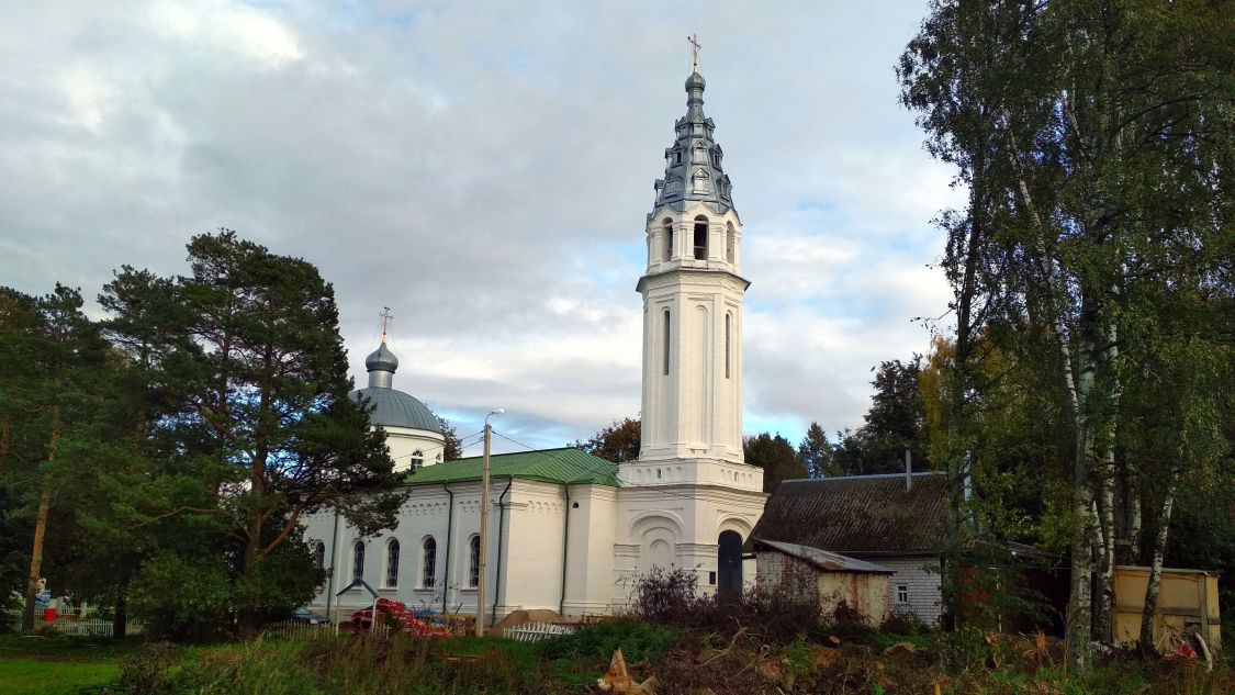 Церковь Троицы Живоначальной, Захарово (Клинский городской округ, Московская область). фасады