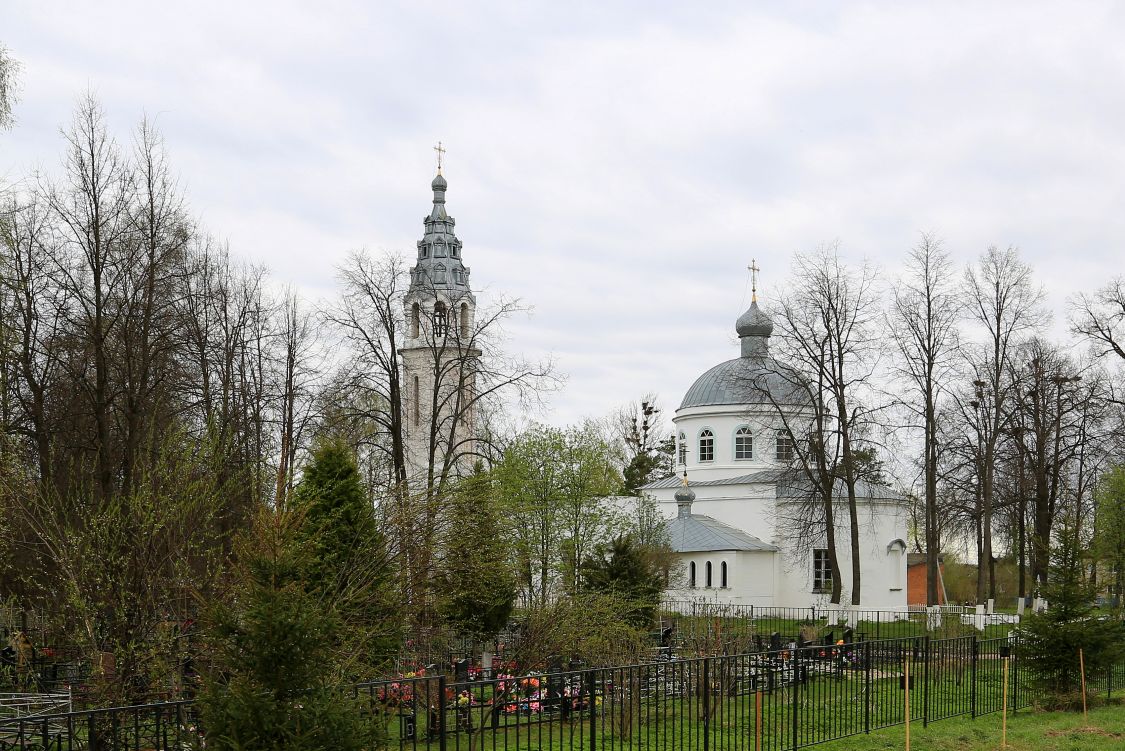 Церковь Троицы Живоначальной, Захарово (Клинский городской округ, Московская область). фасады