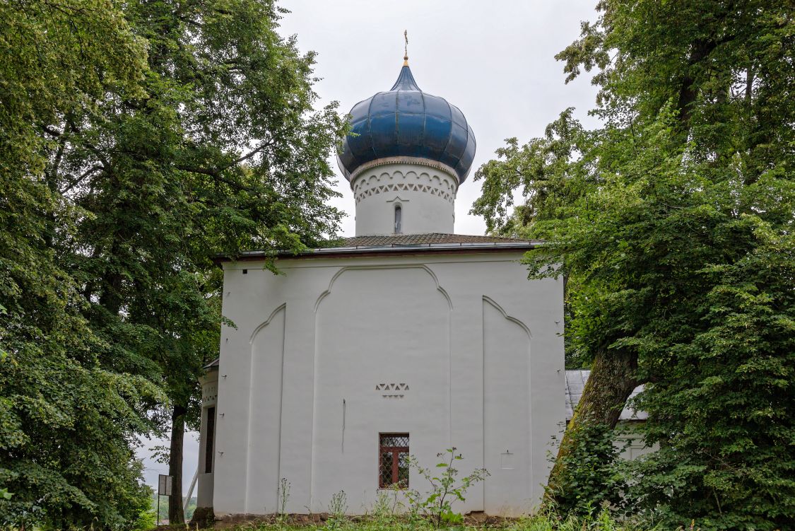 Церковь Олега Брянского, Осташёво (Волоколамский городской округ, Московская область). фасады