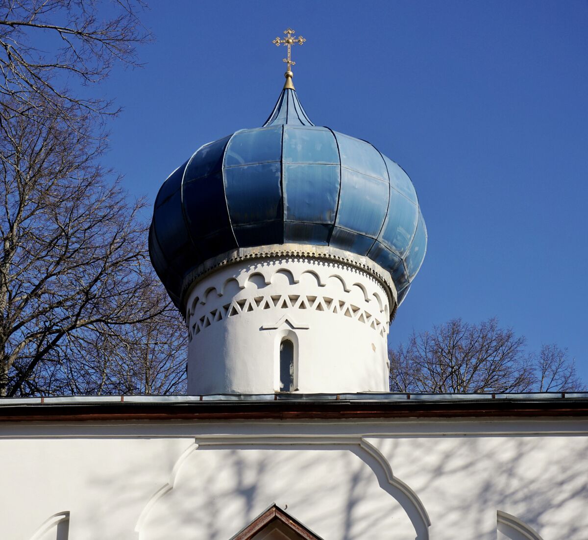 Церковь Олега Брянского, Осташёво (Волоколамский городской округ, Московская область). архитектурные детали