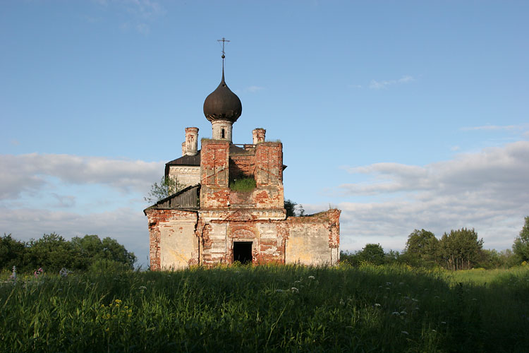 Вексицы. Церковь Георгия Победоносца. фасады