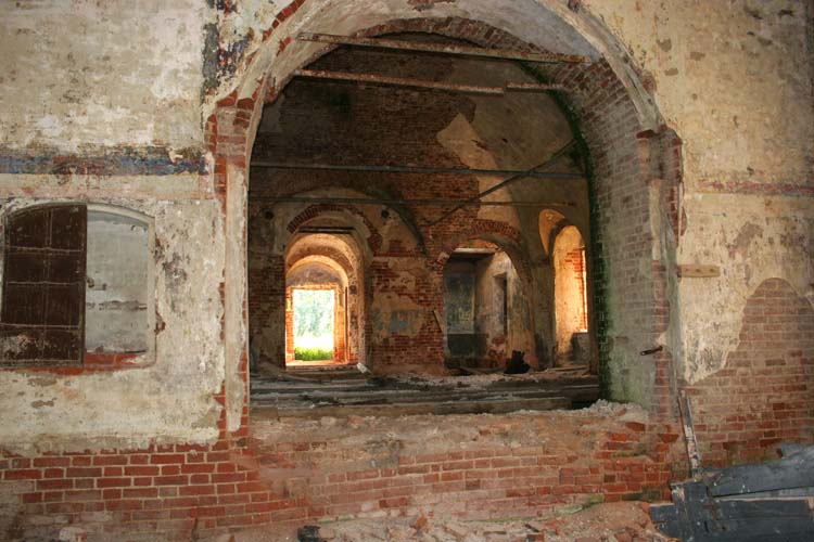 Церковь Георгия Победоносца, Вексицы (Ростовский район, Ярославская область). интерьер и убранство