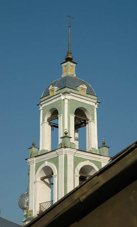 Церковь Сергия Радонежского, Деболовское (Ростовский район, Ярославская область). архитектурные детали
