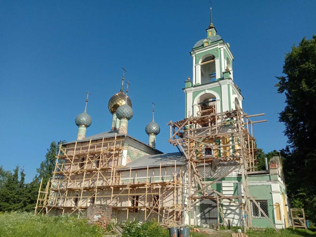 Деболовское. Церковь Сергия Радонежского. документальные фотографии