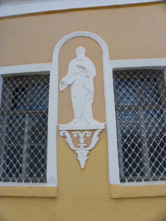 Церковь Иоанна Златоуста, Астрахань (Астрахань, город, Астраханская область). архитектурные детали, Святой