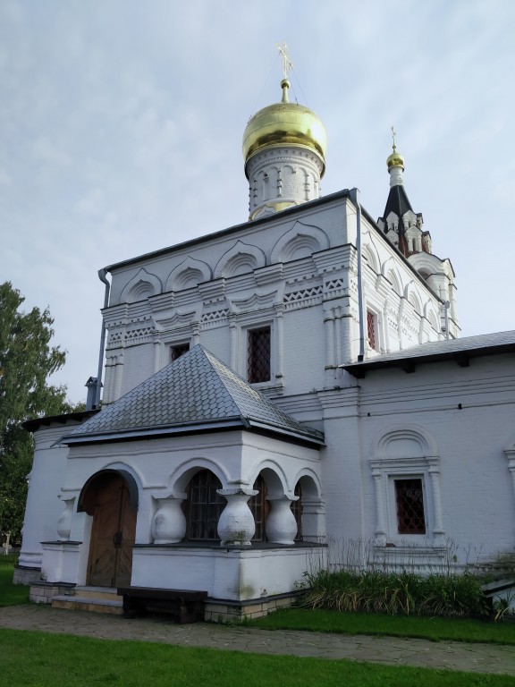 Церковь Димитрия Солунского, Дмитровское (Красногорский городской округ, Московская область). фасады