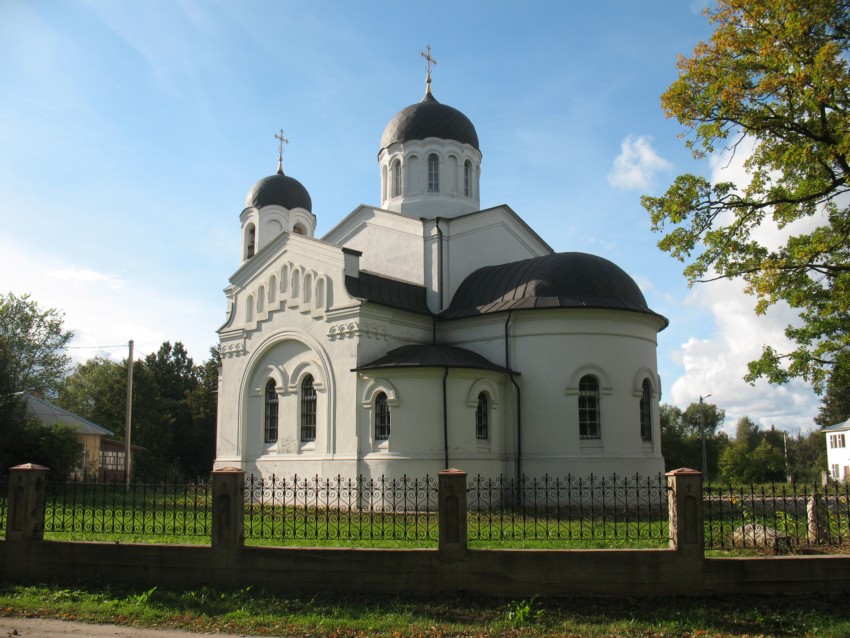 Ламишино. Церковь Казанской иконы Божией Матери. общий вид в ландшафте