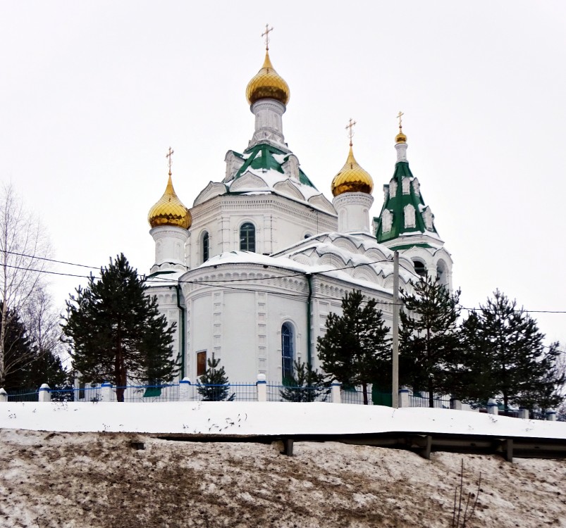 Сысоево. Церковь Троицы Живоначальной. фасады