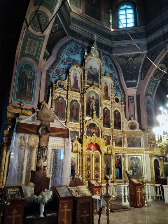 Церковь Троицы Живоначальной, Сысоево (Дмитровский городской округ, Московская область). интерьер и убранство, интерьер основного объема (иконостас)