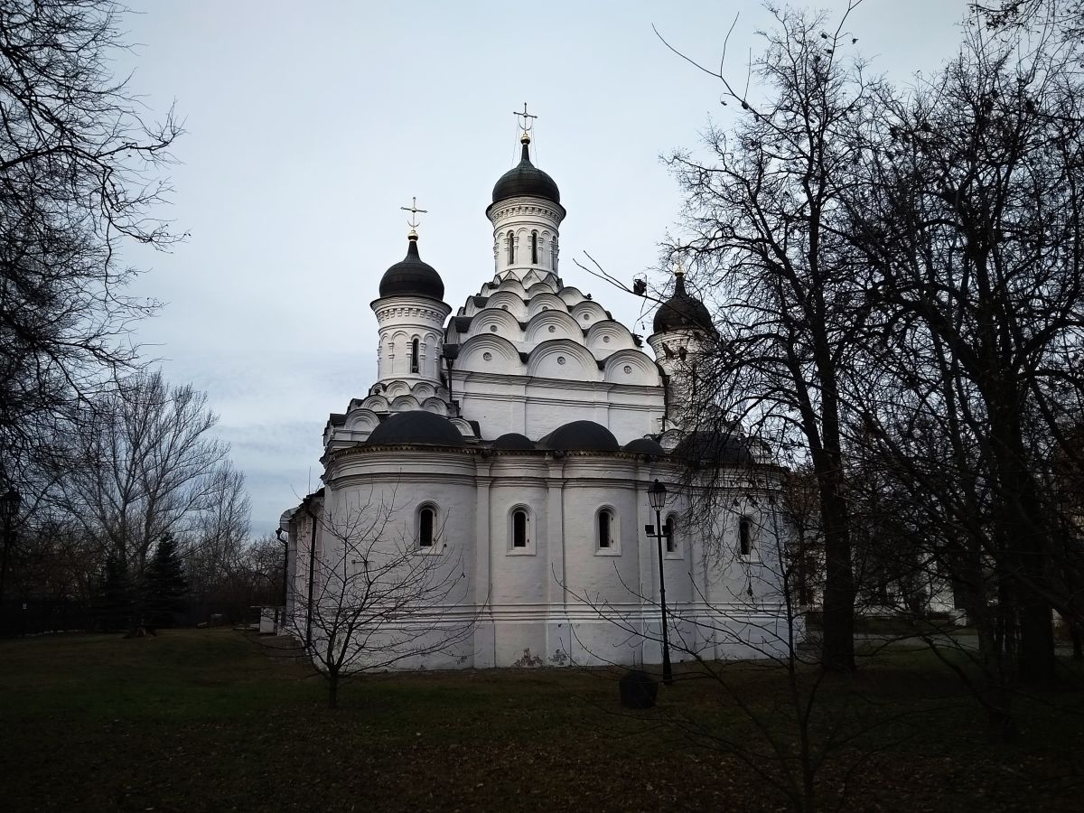 Хорошёво-Мнёвники. Церковь Троицы Живоначальной в Хорошёве. фасады