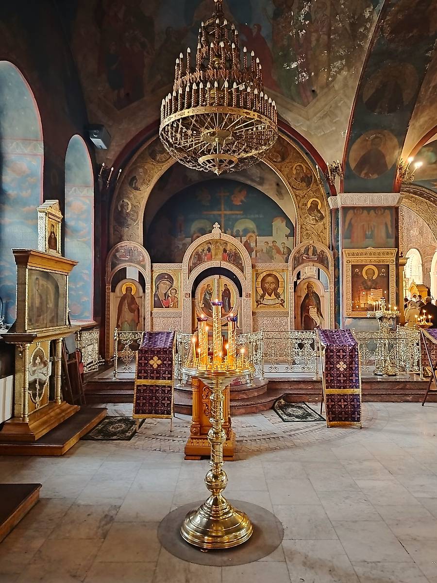 Придел в честь св. Николая Чудотворца, интерьер и убранство. Церковь Преображения Господня в Тушине, Покровское-Стрешнево (Северо-Западный административный округ (СЗАО), г. Москва)