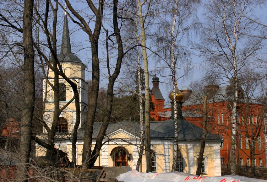 Покровское-Стрешнево. Церковь Покрова Пресвятой Богородицы в Покровском-Стрешневе. фасады