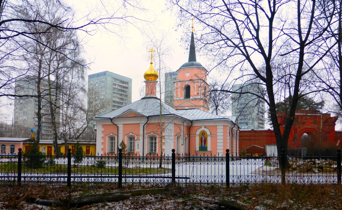 Покровское-Стрешнево. Церковь Покрова Пресвятой Богородицы в Покровском-Стрешневе. фасады