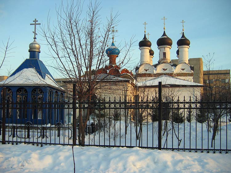 Северное Тушино. Церковь Покрова Пресвятой Богородицы в Братцеве. фасады