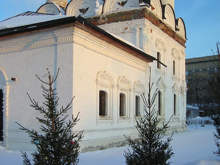 Северное Тушино. Церковь Покрова Пресвятой Богородицы в Братцеве. архитектурные детали