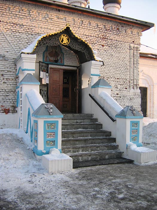 Церковь Покрова Пресвятой Богородицы в Братцеве, Северное Тушино (Северо-Западный административный округ (СЗАО), г. Москва). архитектурные детали